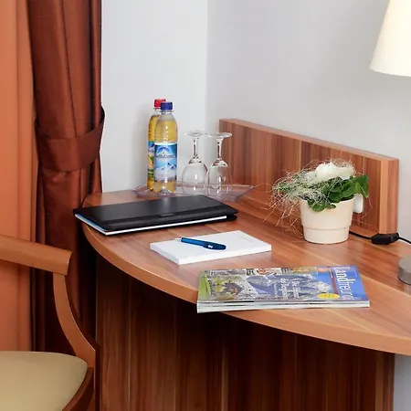 Bayerisch Meran Hotel 3*