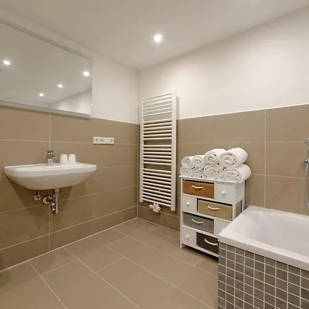 Bayerisch Meran Hotel 3*