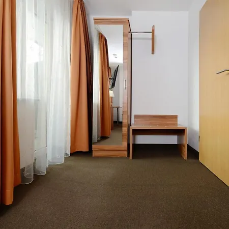 Bayerisch Meran 3*