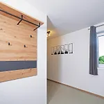 מלון Bayerisch Meran 3*
