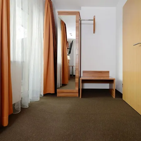 Bayerisch Meran Отель Бад-Файльнбах