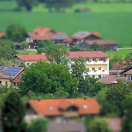 호텔 Bayerisch Meran 바트파일른바흐