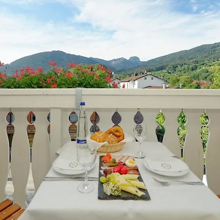 호텔 Bayerisch Meran 3*