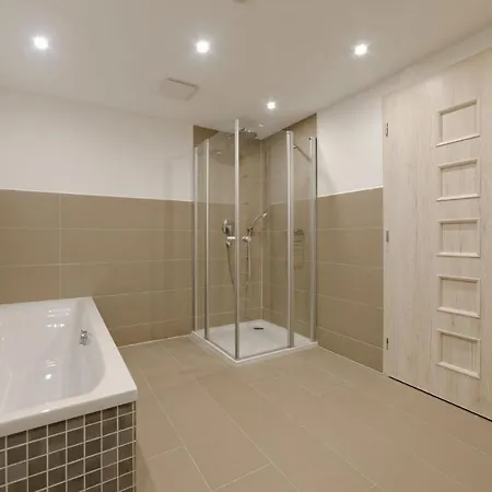 호텔 Bayerisch Meran 3*